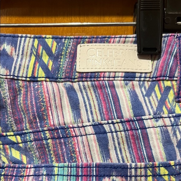 Celebrity Pink Junior’s Low Rise Skinny Super Stretch Jeans - Picture 6 of 7